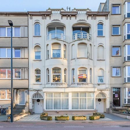 Cosy Apartment 150M From The Beach Blankenberge Eksteriør billede