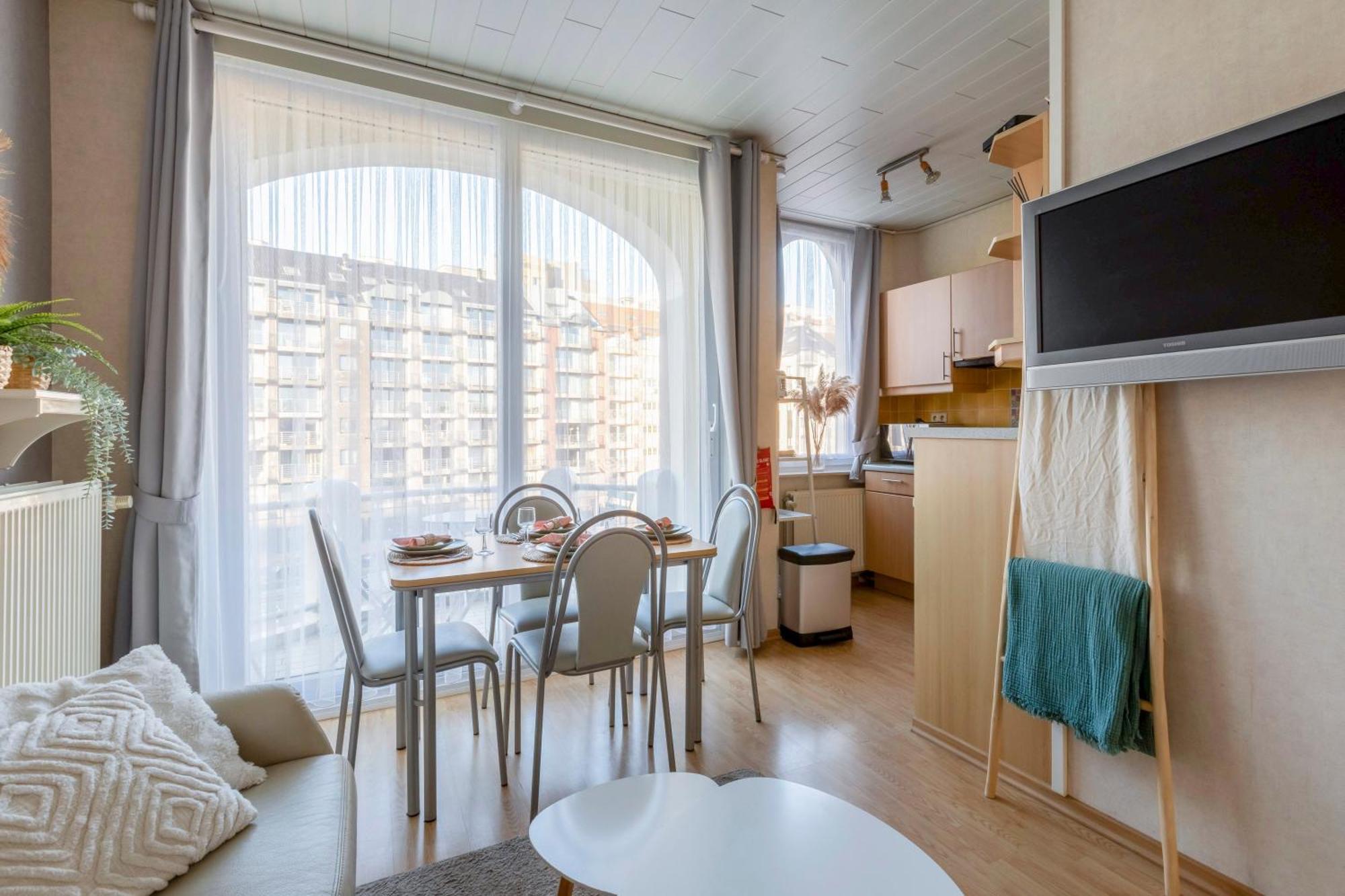 Cosy Apartment 150M From The Beach Blankenberge Eksteriør billede